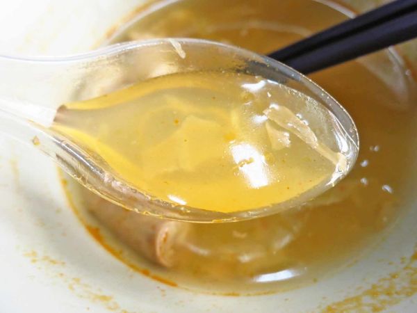 【蘆洲美食】小邱豬腸冬粉-不油不膩的豬腸冬粉