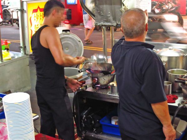 【蘆洲美食】炒飯班-香噴噴的大份量炒飯