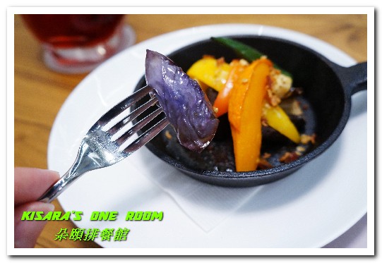 朵頤排餐館 Doricious(京站店)：京站牛排．知名餐飲集團品牌新開店──朵頤排餐館