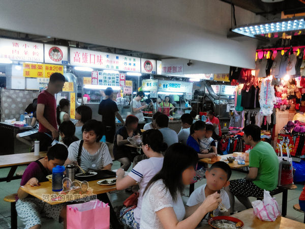 阿姿豆花攤05-用餐人潮