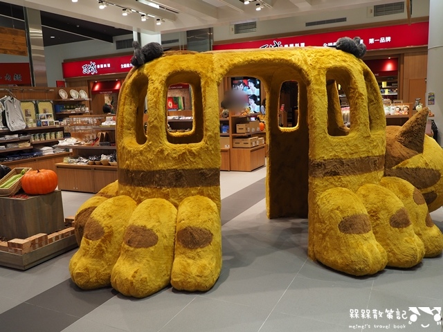 林口三井outlet龍貓巴士