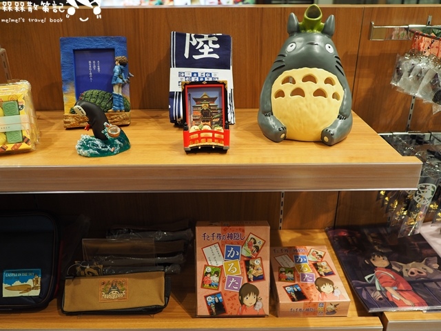 林口三井outlet龍貓巴士