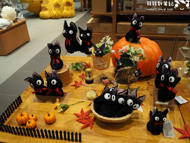 林口三井outlet龍貓巴士