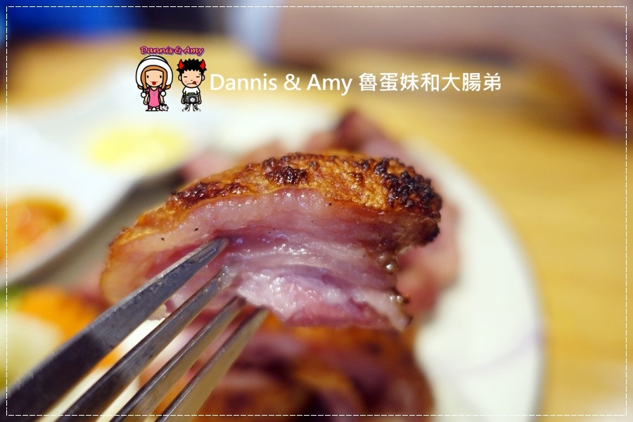 20161202《新竹南寮美食》失落沙洲主題餐廳-鎖住肉汁的窯烤牛排x脆皮德國豬腳ｘ彩虹冰沙︱近南寮漁港17公里海岸線（附影片） (10).jpg