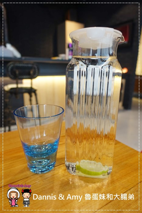 20161202《新竹南寮美食》失落沙洲主題餐廳-鎖住肉汁的窯烤牛排x脆皮德國豬腳ｘ彩虹冰沙︱近南寮漁港17公里海岸線（附影片） (39).jpg