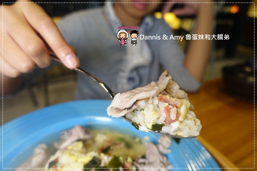 20161202《新竹南寮美食》失落沙洲主題餐廳-鎖住肉汁的窯烤牛排x脆皮德國豬腳ｘ彩虹冰沙︱近南寮漁港17公里海岸線（附影片） (25).jpg