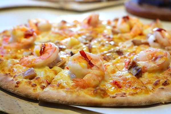 來我家吃披薩手工窯烤專賣店：【桃園美食】『來我家吃披薩手工窯烤專賣店』豆鼓臭豆腐、堅果榴槤、三杯青醬筊白筍~台灣味小吃也能變成披薩