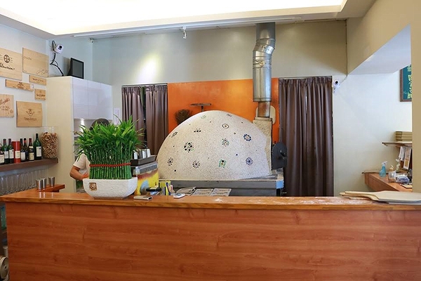 來我家吃披薩手工窯烤專賣店：【桃園美食】『來我家吃披薩手工窯烤專賣店』豆鼓臭豆腐、堅果榴槤、三杯青醬筊白筍~台灣味小吃也能變成披薩