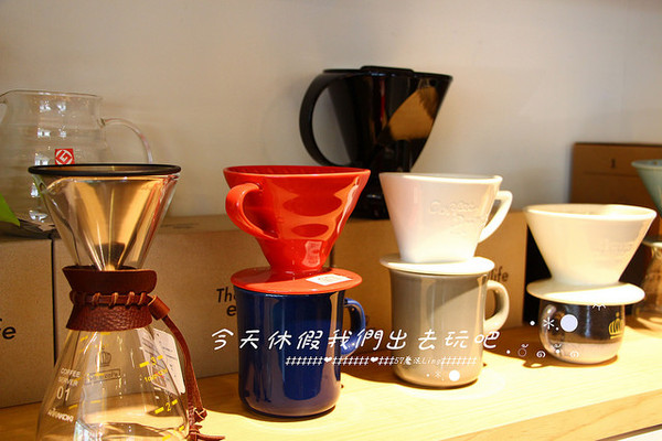 waka caf'e：[台中♥南屯區 ] waka caf'e小農咖啡。『愛評體驗團』。小農單品精選-藝伎咖啡手工現煮。