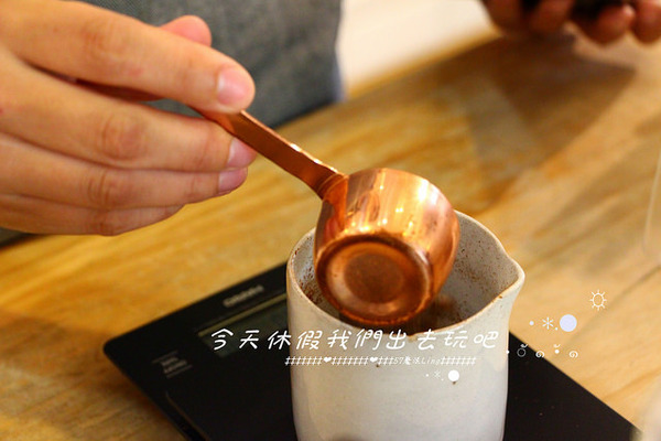 waka caf'e：[台中♥南屯區 ] waka caf'e小農咖啡。『愛評體驗團』。小農單品精選-藝伎咖啡手工現煮。