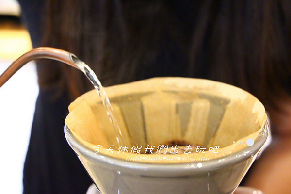 waka caf'e：[台中♥南屯區 ] waka caf'e小農咖啡。『愛評體驗團』。小農單品精選-藝伎咖啡手工現煮。