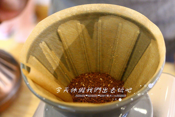 waka caf'e：[台中♥南屯區 ] waka caf'e小農咖啡。『愛評體驗團』。小農單品精選-藝伎咖啡手工現煮。