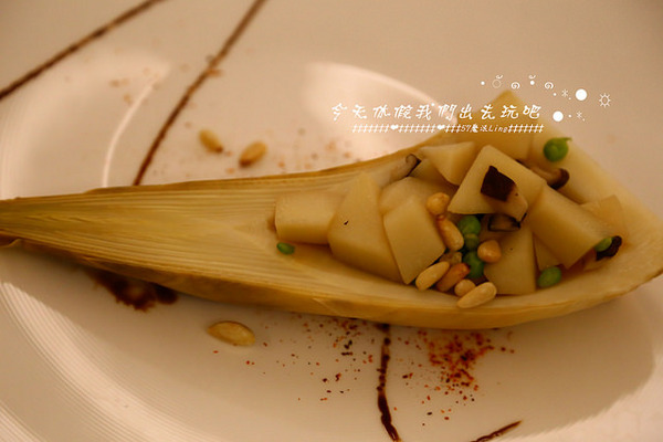 東方喜悅：[台中♥南屯區]東方喜悅。愛評體驗團(精緻蔬食無菜單料理)。讓吃素變得豐富起來