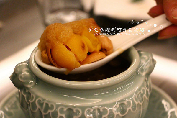 東方喜悅：[台中♥南屯區]東方喜悅。愛評體驗團(精緻蔬食無菜單料理)。讓吃素變得豐富起來