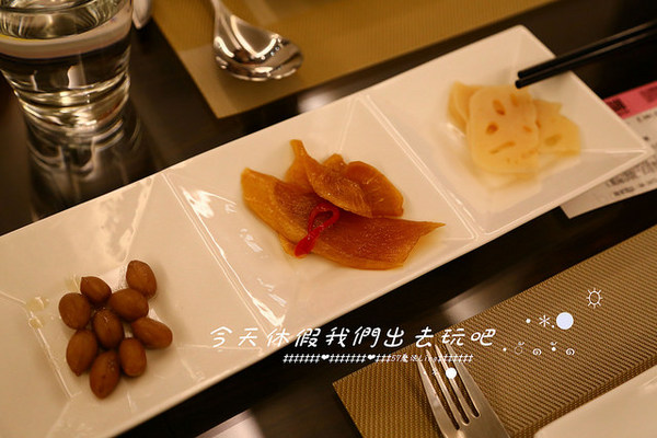 東方喜悅：[台中♥南屯區]東方喜悅。愛評體驗團(精緻蔬食無菜單料理)。讓吃素變得豐富起來