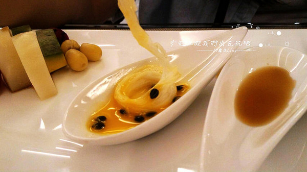 東方喜悅：[台中♥南屯區]東方喜悅。愛評體驗團(精緻蔬食無菜單料理)。讓吃素變得豐富起來