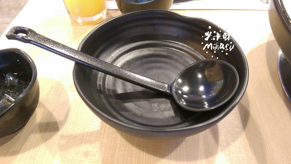 OMAYA春川炒雞(高雄七賢店):【高雄/食﹡新興】人氣韓式料理.辛普森湯一鍋三吃.OMAYA春川炒雞(高雄七賢店)