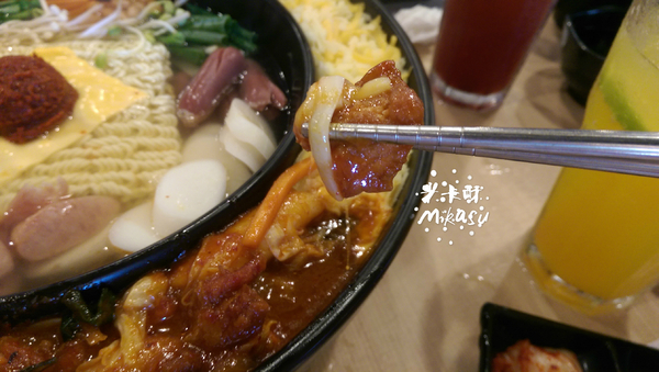 OMAYA春川炒雞(高雄七賢店):【高雄/食﹡新興】人氣韓式料理.辛普森湯一鍋三吃.OMAYA春川炒雞(高雄七賢店)