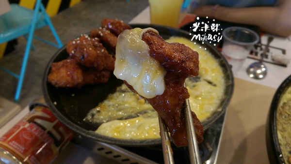 OMAYA春川炒雞(高雄七賢店):【高雄/食﹡新興】人氣韓式料理.辛普森湯一鍋三吃.OMAYA春川炒雞(高雄七賢店)