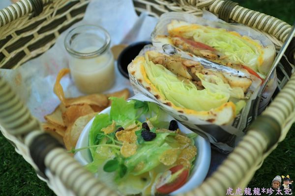 105.10.25曲尼的公園野餐IMG_2079.JPG