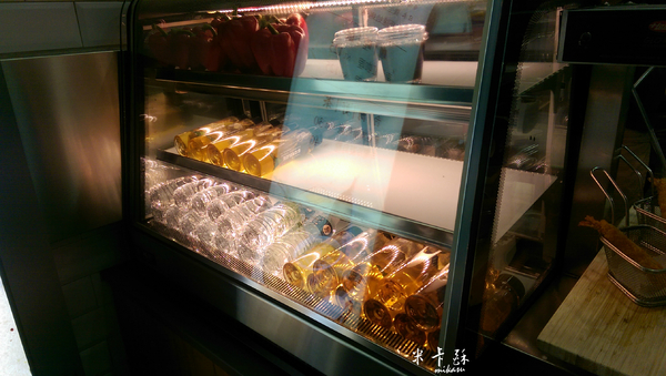 粥BAR：【高雄/食﹡苓雅】麵麵粥道新品牌．各國料理激盪粥．粥BAR