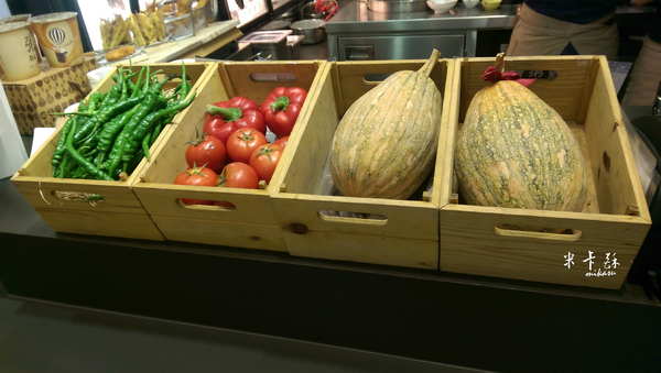 粥BAR：【高雄/食﹡苓雅】麵麵粥道新品牌．各國料理激盪粥．粥BAR