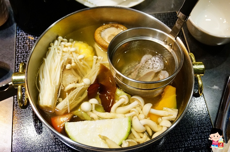 鱻饗宴台菜海鮮.ATT婚宴廣場.彩蝶宴.台北婚宴廣場.台北鍋物.台北 日本毛蟹.波士頓龍蝦.信義區美食.