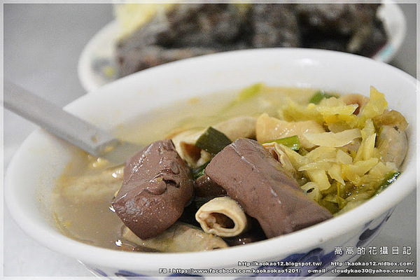 老牌豬血湯：【高雄】三民區。老牌豬血湯