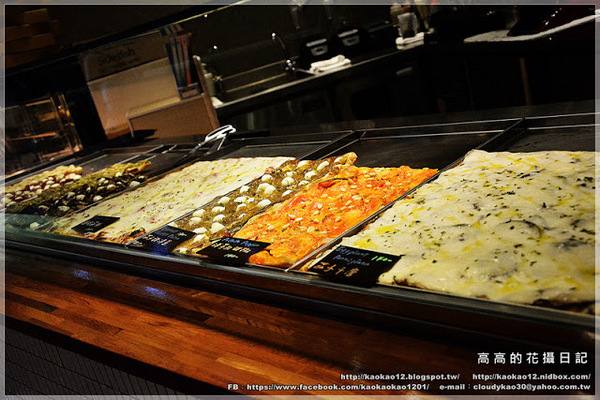 Square Pizza al Taglio方(大魯閣草衙道)：【高雄】前鎮區。Square Pizza al Taglio 方《方形披薩》大魯閣草衙道店