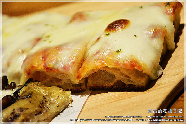 Square Pizza al Taglio方(大魯閣草衙道)：【高雄】前鎮區。Square Pizza al Taglio 方《方形披薩》大魯閣草衙道店