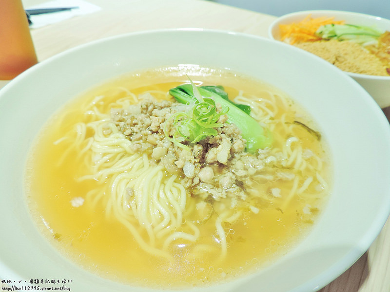 DSCN4127清湯紹子麵(豬) (2000x1500)