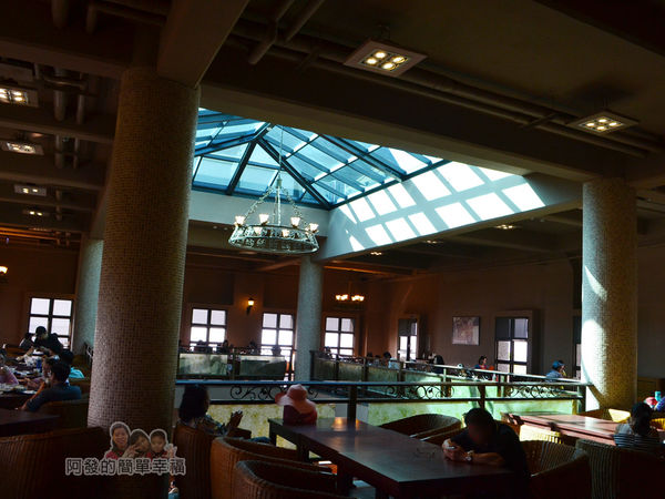 金車伯朗城堡咖啡館21-城堡1館-2樓用餐環境