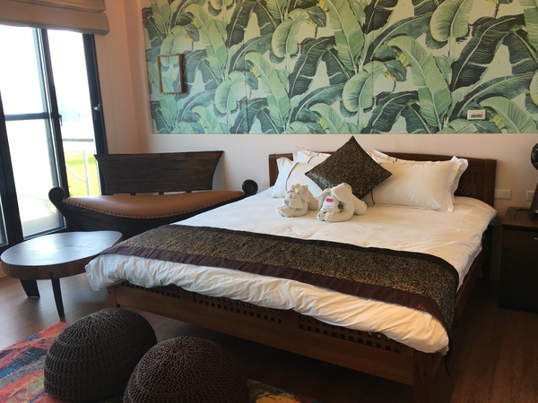 CIAO精品民宿：[宜蘭頭城住宿]大手牽小手一起渡兩日一夜~＂ CIAO精品民宿＂~像家一樣自由自在~夜晚悠然自得品酒賞星空