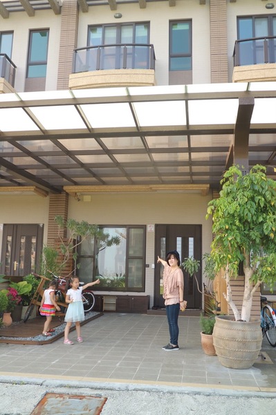 CIAO精品民宿：[宜蘭頭城住宿]大手牽小手一起渡兩日一夜~＂ CIAO精品民宿＂~像家一樣自由自在~夜晚悠然自得品酒賞星空