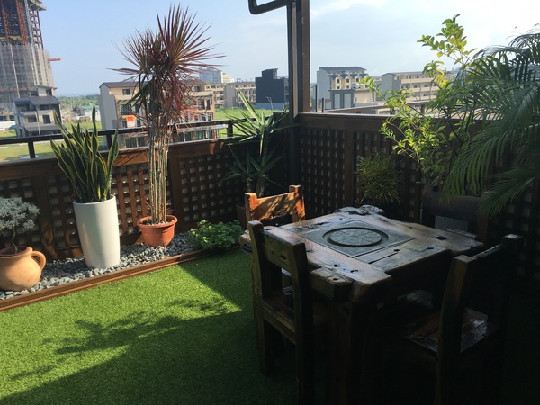 CIAO精品民宿：[宜蘭頭城住宿]大手牽小手一起渡兩日一夜~＂ CIAO精品民宿＂~像家一樣自由自在~夜晚悠然自得品酒賞星空