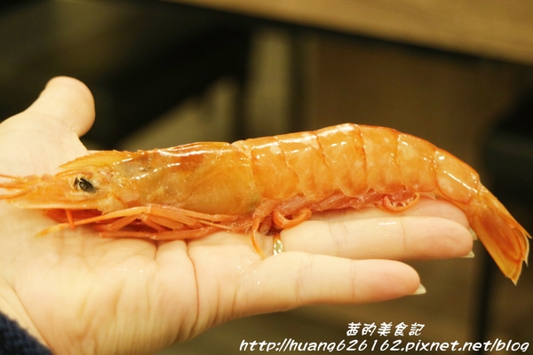 品湯。白色麻辣鍋專賣店：【台北大安區】來自馬來西亞檳城的白色麻辣湯『品湯。白色麻辣鍋專賣店』大安區火鍋推薦、捷運信義安和站、打卡送美國特選牛