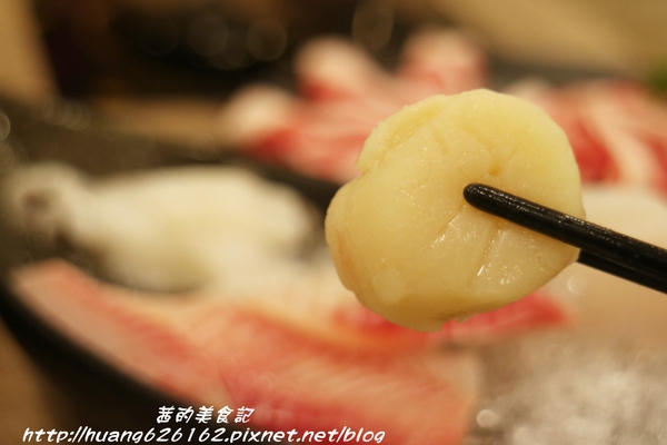 品湯。白色麻辣鍋專賣店：【台北大安區】來自馬來西亞檳城的白色麻辣湯『品湯。白色麻辣鍋專賣店』大安區火鍋推薦、捷運信義安和站、打卡送美國特選牛