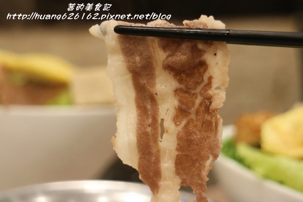 品湯。白色麻辣鍋專賣店：【台北大安區】來自馬來西亞檳城的白色麻辣湯『品湯。白色麻辣鍋專賣店』大安區火鍋推薦、捷運信義安和站、打卡送美國特選牛