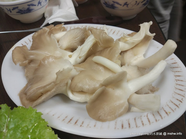 嵐田麻辣鴛鴦火鍋：【食記】台中嵐田麻辣鴛鴦火鍋@北區中國醫藥大學&中友百貨&中正公園 : 前台北寧記五常店, 令人懷念的麻辣鍋吃到飽