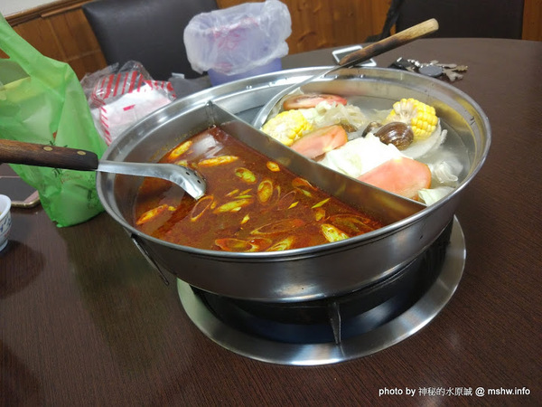 嵐田麻辣鴛鴦火鍋：【食記】台中嵐田麻辣鴛鴦火鍋@北區中國醫藥大學&中友百貨&中正公園 : 前台北寧記五常店, 令人懷念的麻辣鍋吃到飽