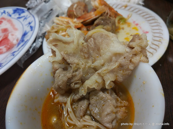 嵐田麻辣鴛鴦火鍋：【食記】台中嵐田麻辣鴛鴦火鍋@北區中國醫藥大學&中友百貨&中正公園 : 前台北寧記五常店, 令人懷念的麻辣鍋吃到飽