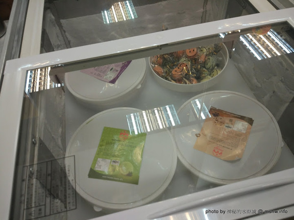 嵐田麻辣鴛鴦火鍋：【食記】台中嵐田麻辣鴛鴦火鍋@北區中國醫藥大學&中友百貨&中正公園 : 前台北寧記五常店, 令人懷念的麻辣鍋吃到飽