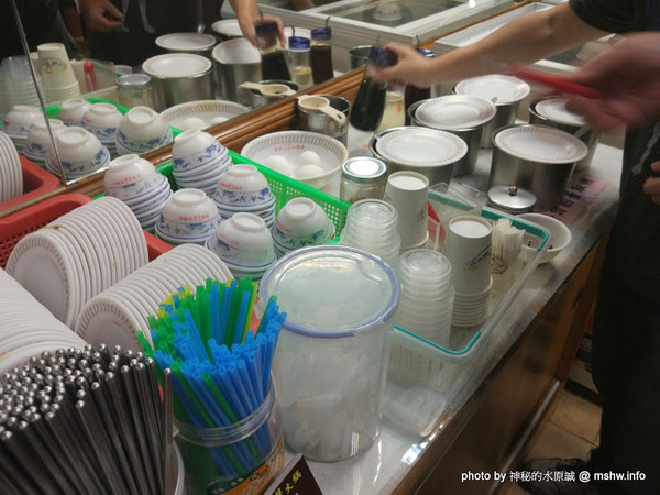 嵐田麻辣鴛鴦火鍋：【食記】台中嵐田麻辣鴛鴦火鍋@北區中國醫藥大學&中友百貨&中正公園 : 前台北寧記五常店, 令人懷念的麻辣鍋吃到飽