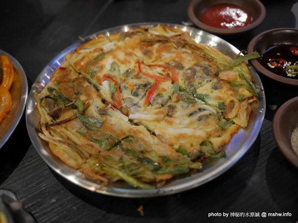 POCHA 韓式熱炒 台中旗艦店:【食記】台中韓式熱炒-Pocha 포차 3號台中旗艦店-Pocha3店@西屯秋紅谷&老虎城&虹揚橋-捷運BRT秋紅谷 : 賣熱炒的韓國路邊攤文化, 份量不少適合分食唷!