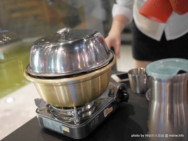 POCHA 韓式熱炒 台中旗艦店:【食記】台中韓式熱炒-Pocha 포차 3號台中旗艦店-Pocha3店@西屯秋紅谷&老虎城&虹揚橋-捷運BRT秋紅谷 : 賣熱炒的韓國路邊攤文化, 份量不少適合分食唷!