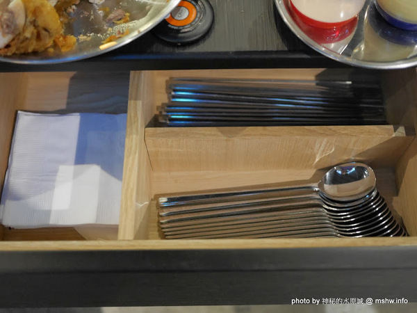 POCHA 韓式熱炒 台中旗艦店:【食記】台中韓式熱炒-Pocha 포차 3號台中旗艦店-Pocha3店@西屯秋紅谷&老虎城&虹揚橋-捷運BRT秋紅谷 : 賣熱炒的韓國路邊攤文化, 份量不少適合分食唷!