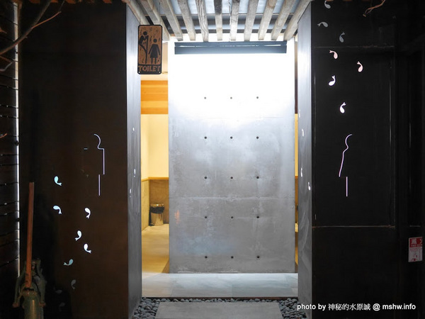 POCHA 韓式熱炒 台中旗艦店:【食記】台中韓式熱炒-Pocha 포차 3號台中旗艦店-Pocha3店@西屯秋紅谷&老虎城&虹揚橋-捷運BRT秋紅谷 : 賣熱炒的韓國路邊攤文化, 份量不少適合分食唷!