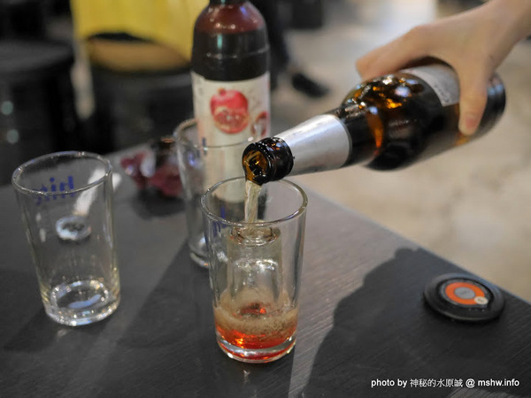 POCHA 韓式熱炒 台中旗艦店:【食記】台中韓式熱炒-Pocha 포차 3號台中旗艦店-Pocha3店@西屯秋紅谷&老虎城&虹揚橋-捷運BRT秋紅谷 : 賣熱炒的韓國路邊攤文化, 份量不少適合分食唷!