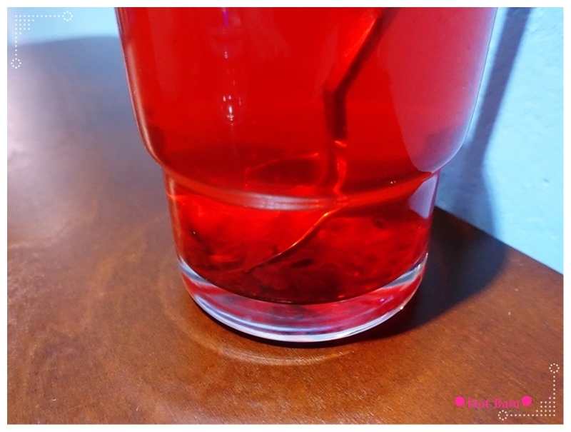 52HZ COFFEE BAR  洛神2.JPG