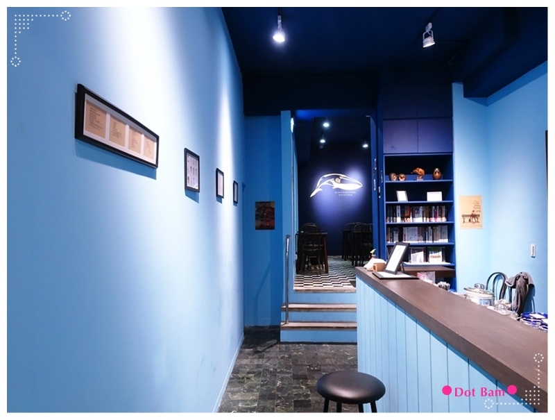 52HZ COFFEE BAR  牆面 5.JPG